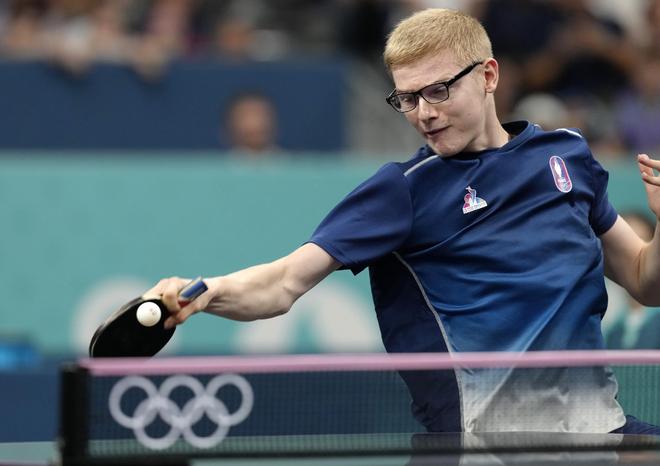 中国队通过 中国队通过