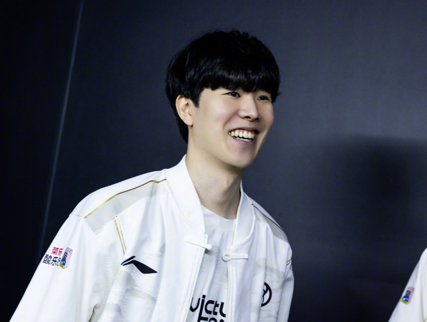 和阿利松将 和阿利松将