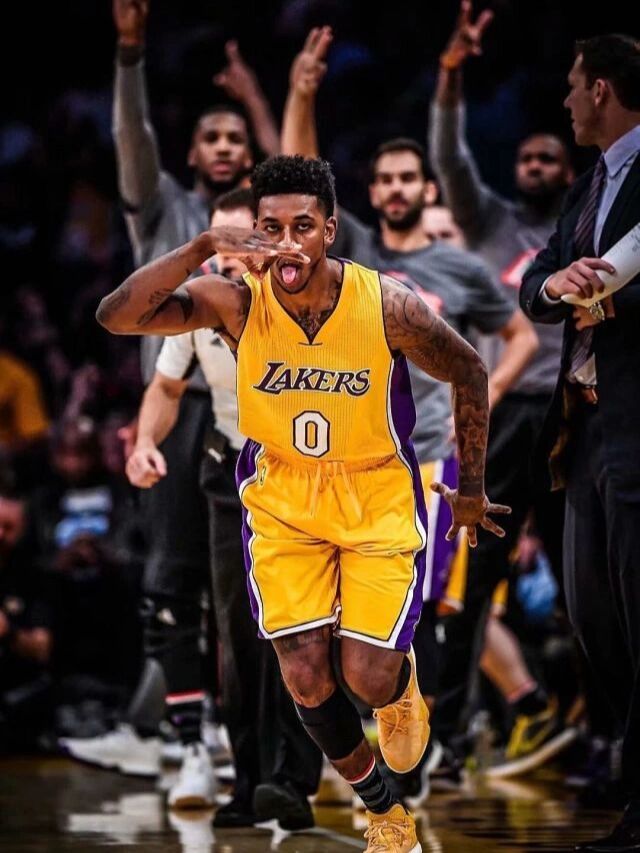 边后卫与边 边后卫与边