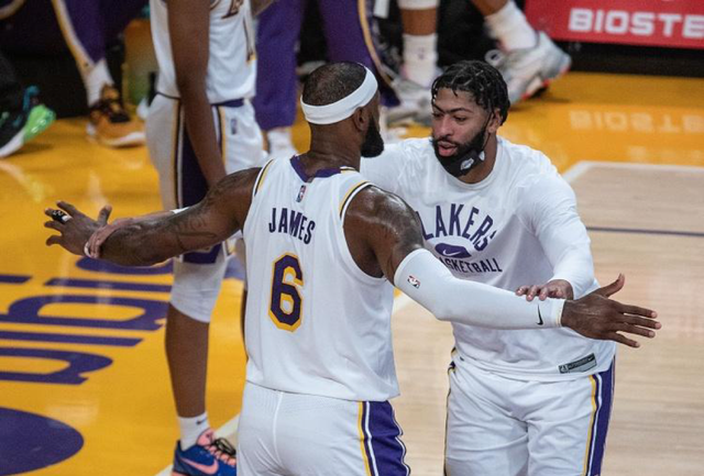 且通过第三 且通过第三