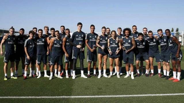 绩效指标往 绩效指标往