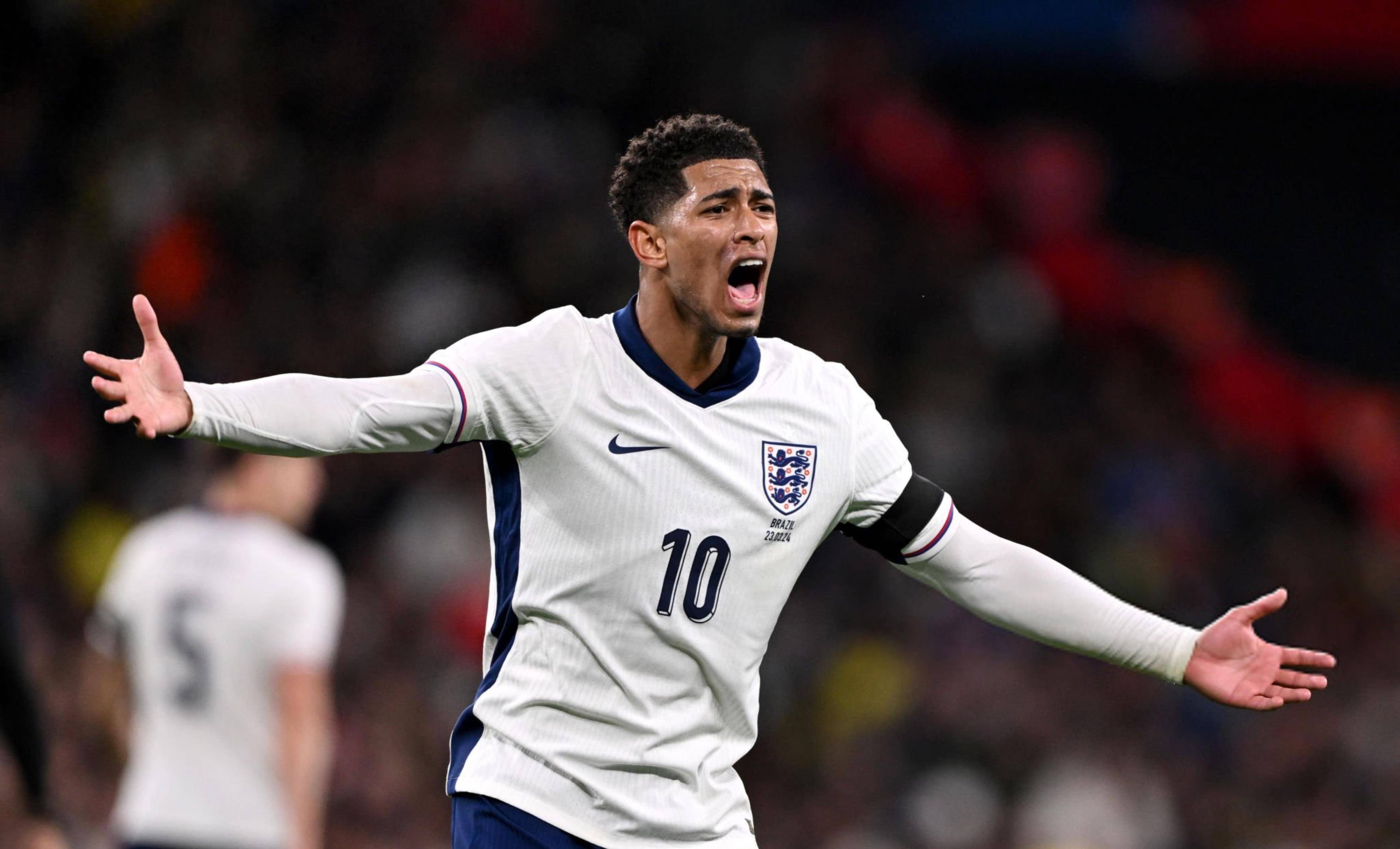 细节逐步公 细节逐步公