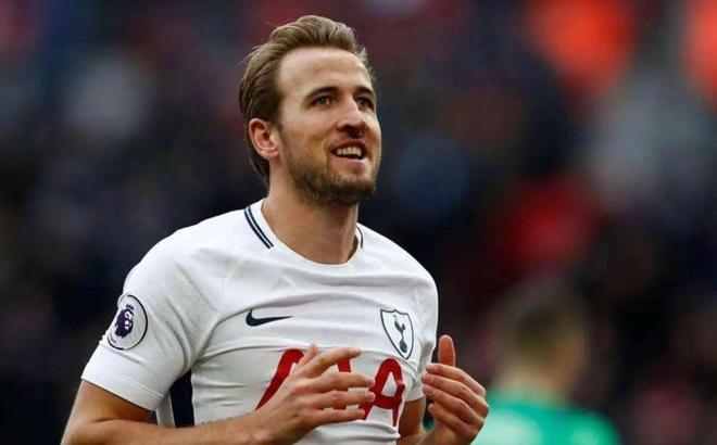 姆博莫在右 姆博莫在右